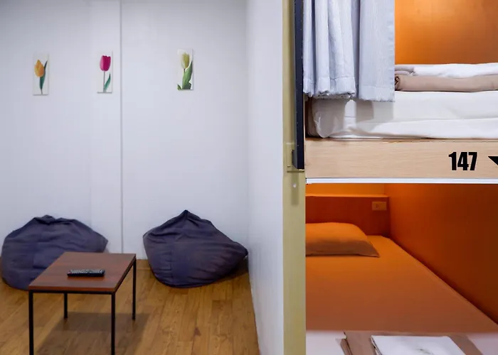 18 Coins Budget Hotel